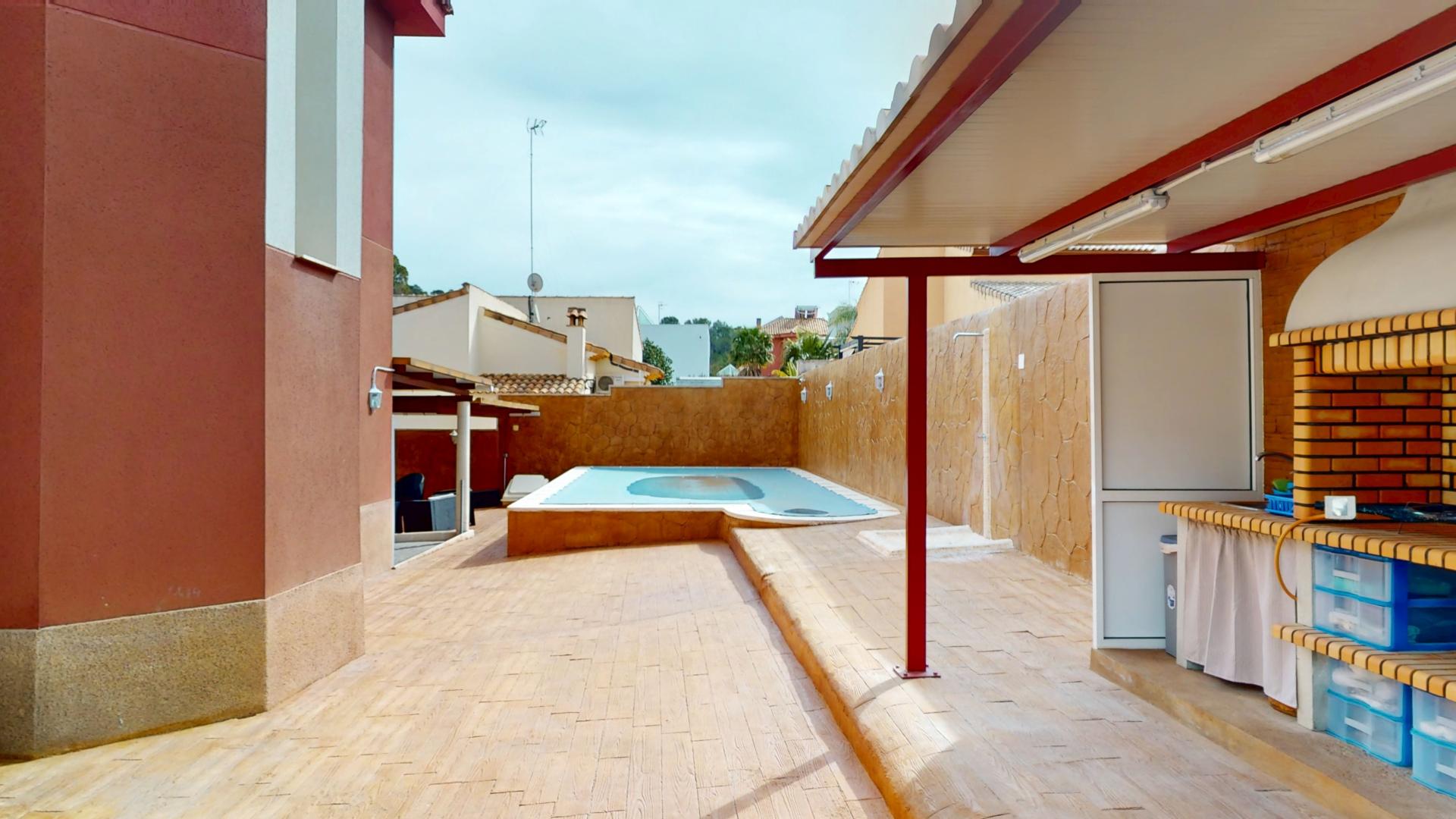 Casa-en-Calle-la-Fraternidad–02282025_123105
